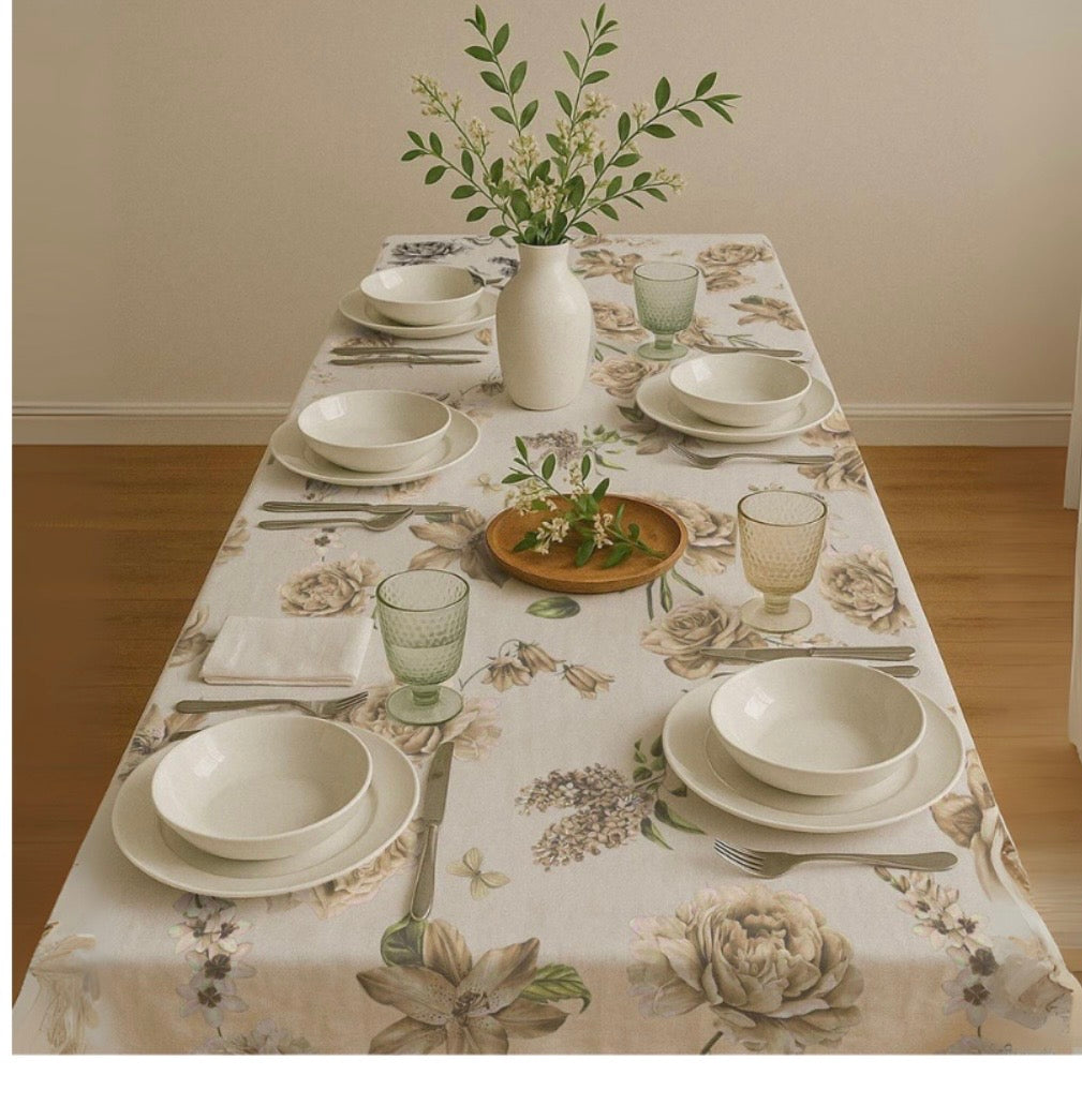 Servizio da tavola Botticelli home bloom x12 cm 140x240 più 12 tovaglioli