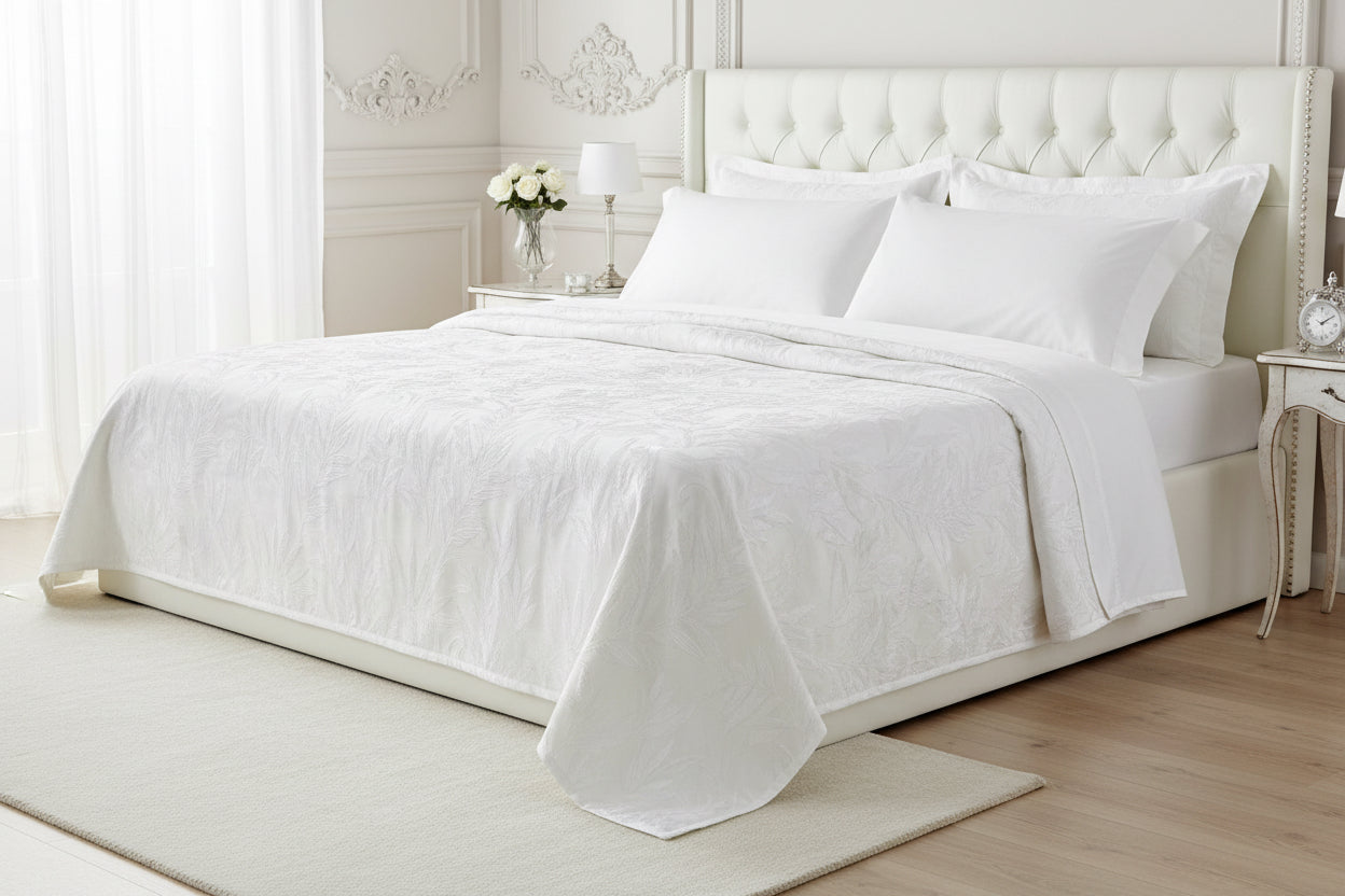 Copriletto carezza letto matrimoniale colore bianco