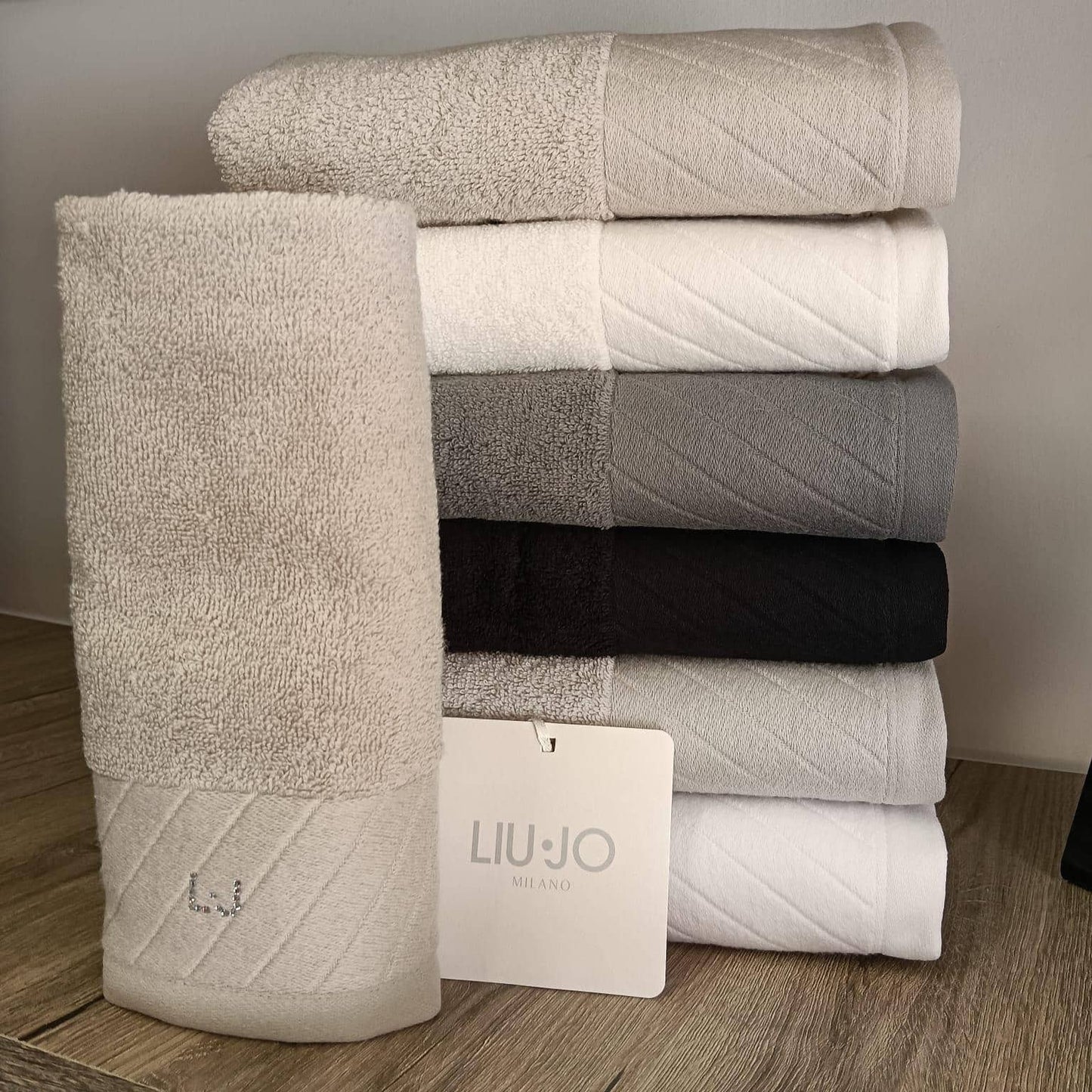 Telo bagno Liu Jo diagonal grigio